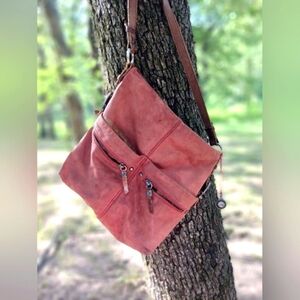 SAK Leather Shoulderbag